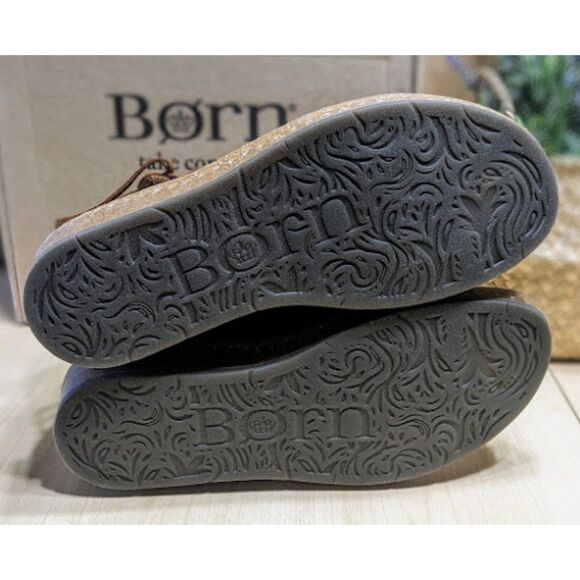 Born Vaughn Ginger Brown Distressed Suede Leather Boots Women's 8.5 NIB - Picture 10 of 13